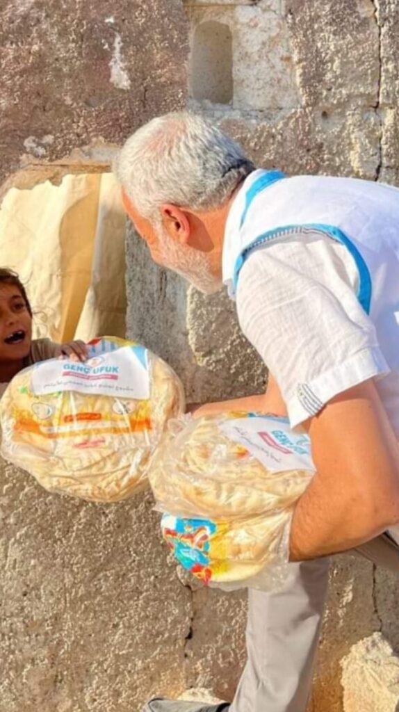 İdlib Ekmek, Kurban dağıtımları