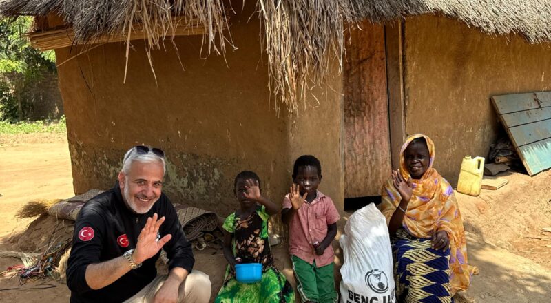 Kurban Bayramı Uganda Gıda Paketi Dağıtımı