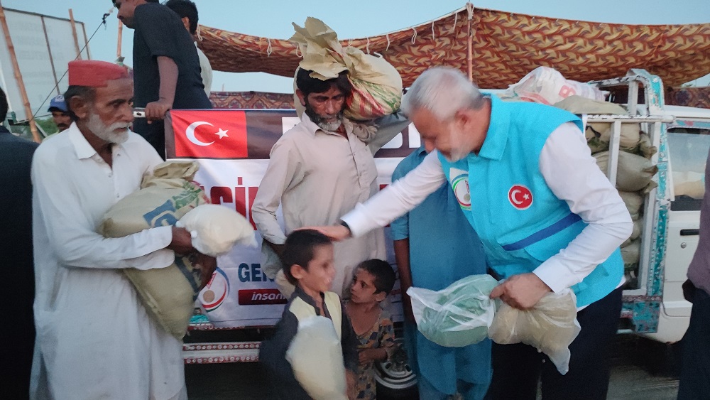 Pakistan Sel Acil Yardım