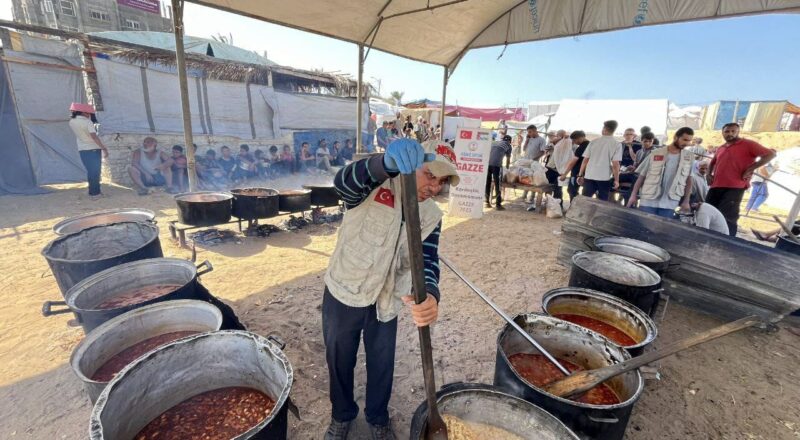 Gazze Züveyda Bölgesi Yemek İkramımız