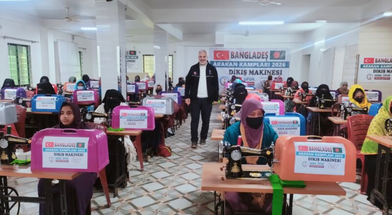 Arakan Dikiş Makinesi Yardımı